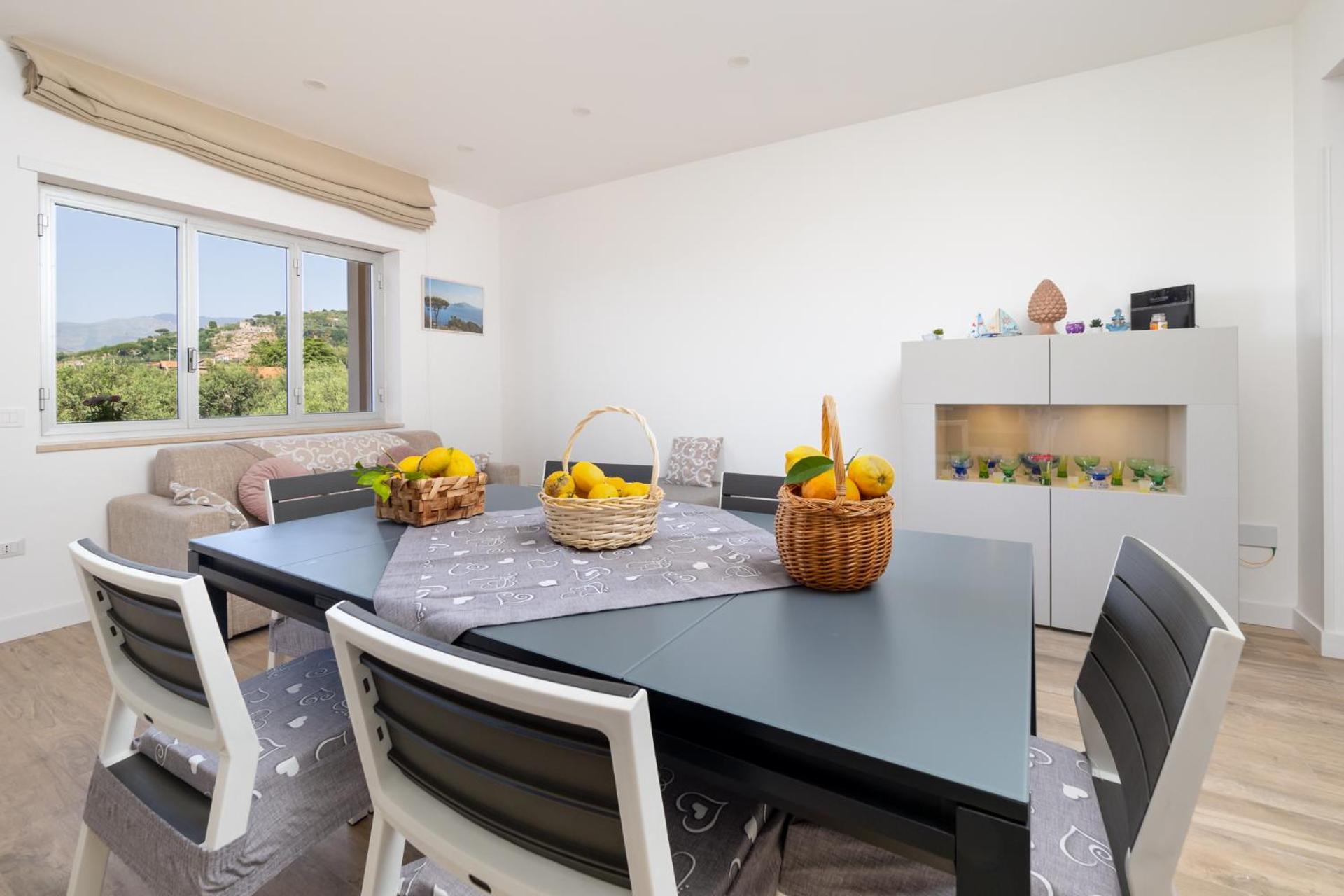 Nonno Angelo - 4 Bedrooms With Free Parking & Seaview Balcony Sorrent Exterior foto