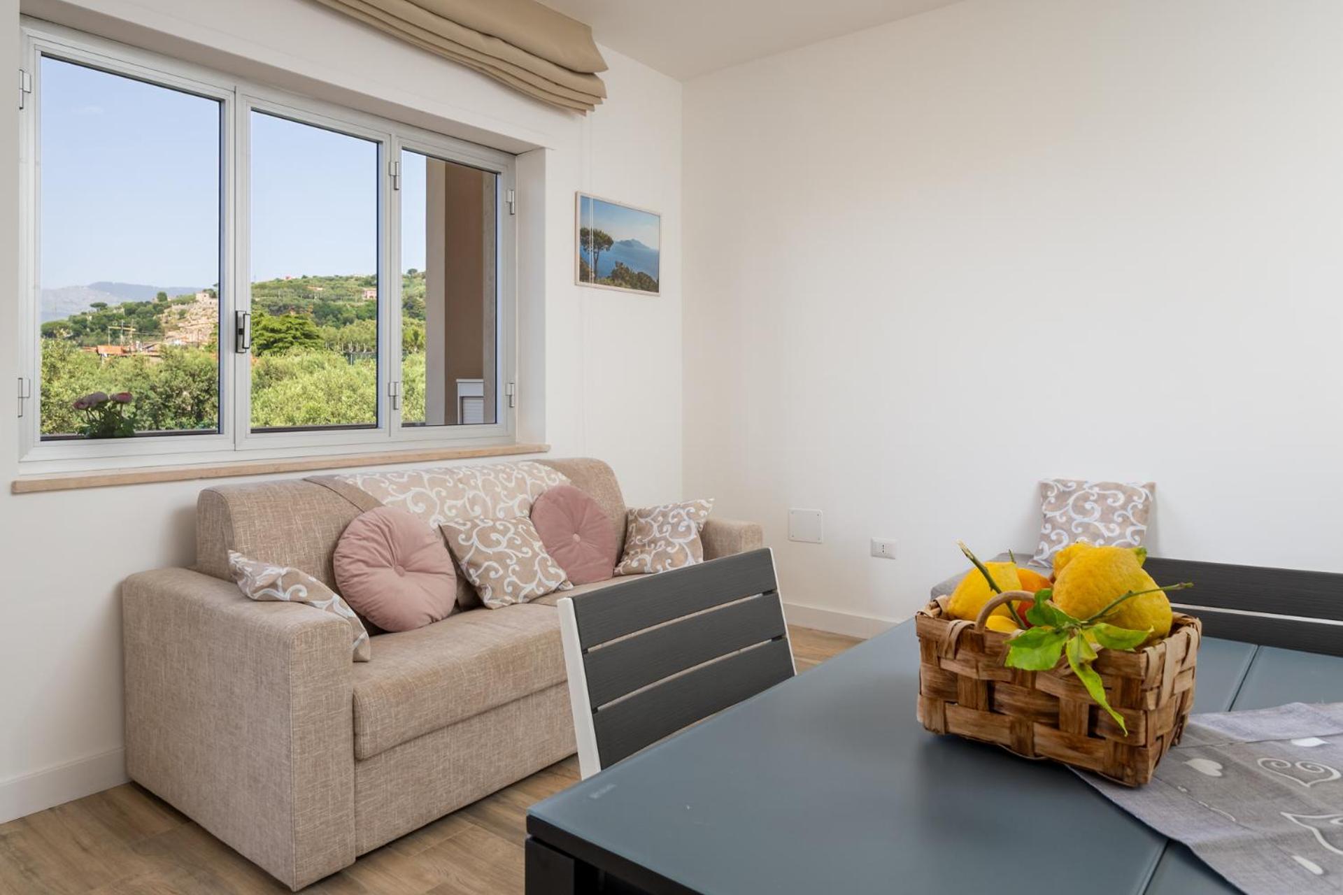 Nonno Angelo - 4 Bedrooms With Free Parking & Seaview Balcony Sorrent Exterior foto